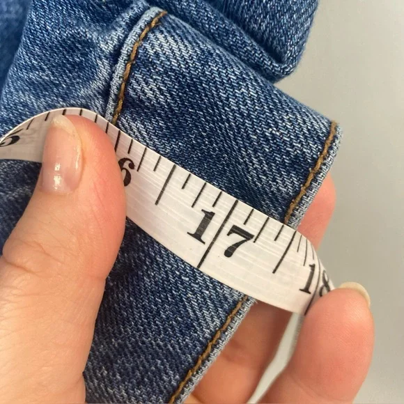 Old Navy Non-Stretch Jean Trucker Jacket Boy Size Medium (8) Medium Wash Cotton - Picture 8 of 8